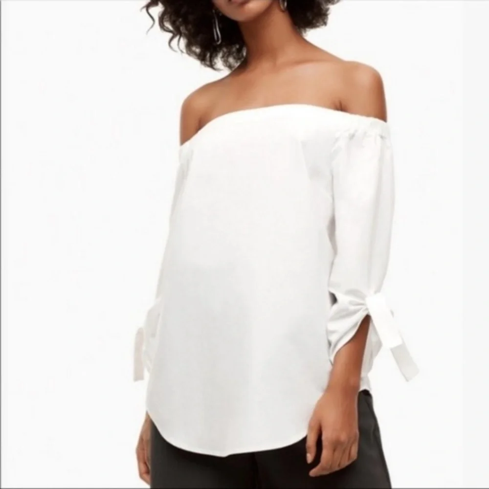 Aritzia | Babaton Malik Blouse off Shoulder - Picture 4 of 11